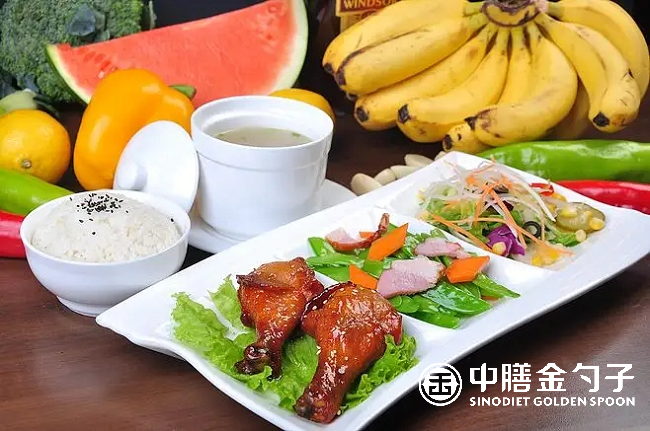 產(chǎn)業(yè)園食堂運(yùn)營(yíng)管理，提升效率與滿足員工需求并重.png